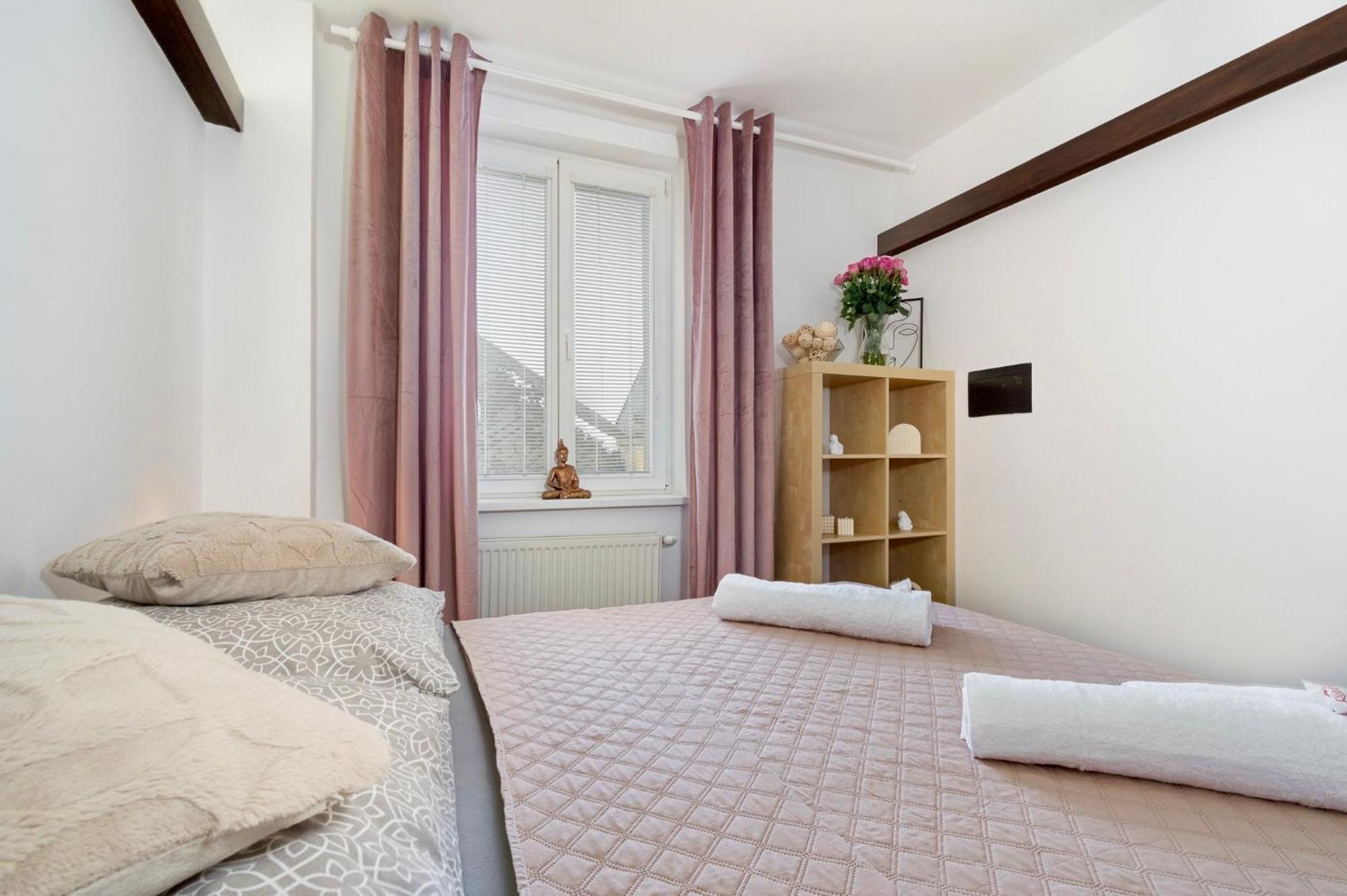 Natural-Style Apartment In The Centre Of Bratislava Luaran gambar